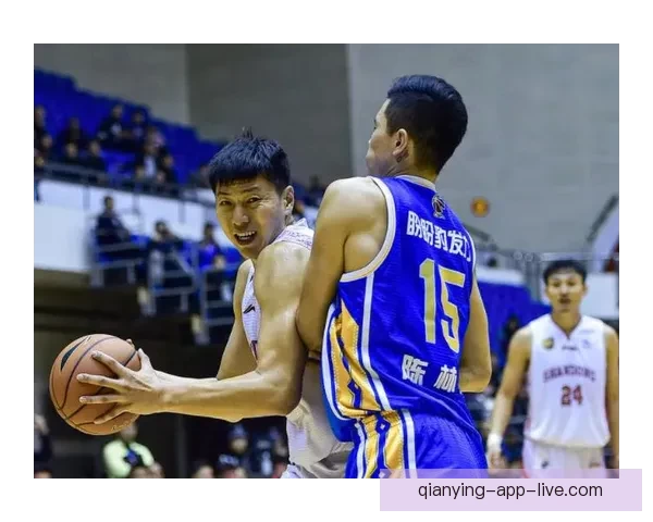 比朔夫分享训练心得终于在比赛中抓住射门良机实现突破